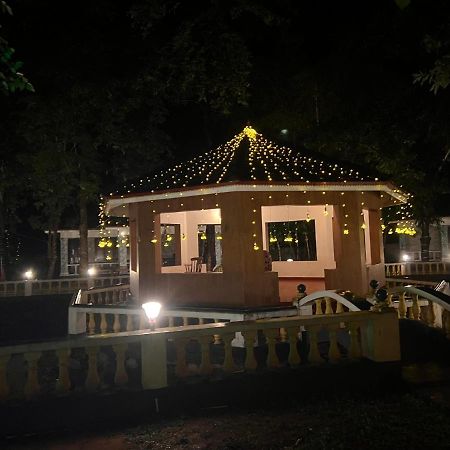 Surya Eco And Wedding Resort Thrissur 外观 照片