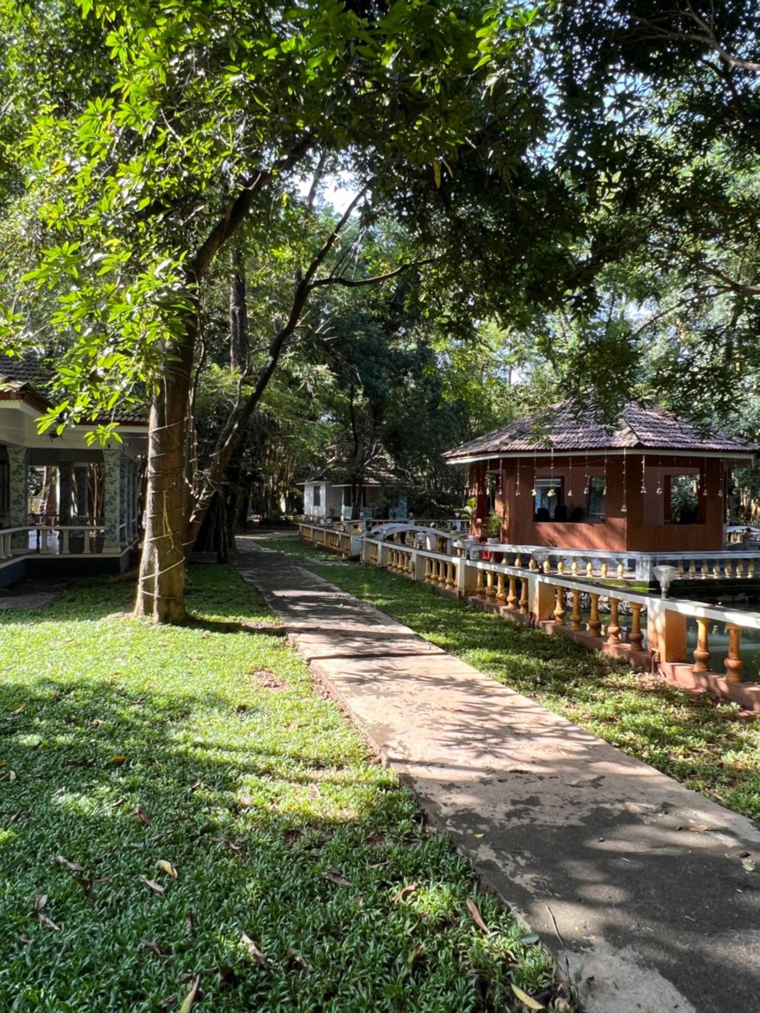 Surya Eco And Wedding Resort Thrissur 外观 照片